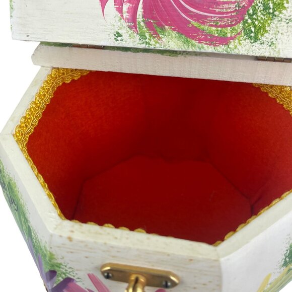 Vintage Vicki Jean Hand-Painted Octagonal Purse from 1970s Classic - Picture 8 of 11